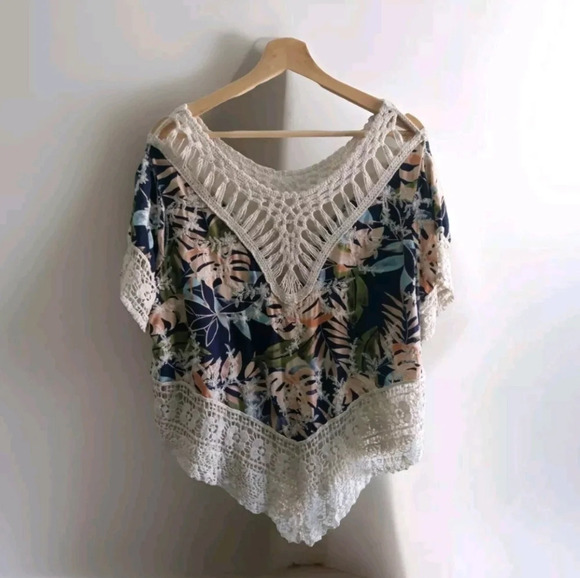 Floral Crocheted Tunic Top blouse Medium Multicolored Boho Coastal - Picture 1 of 7